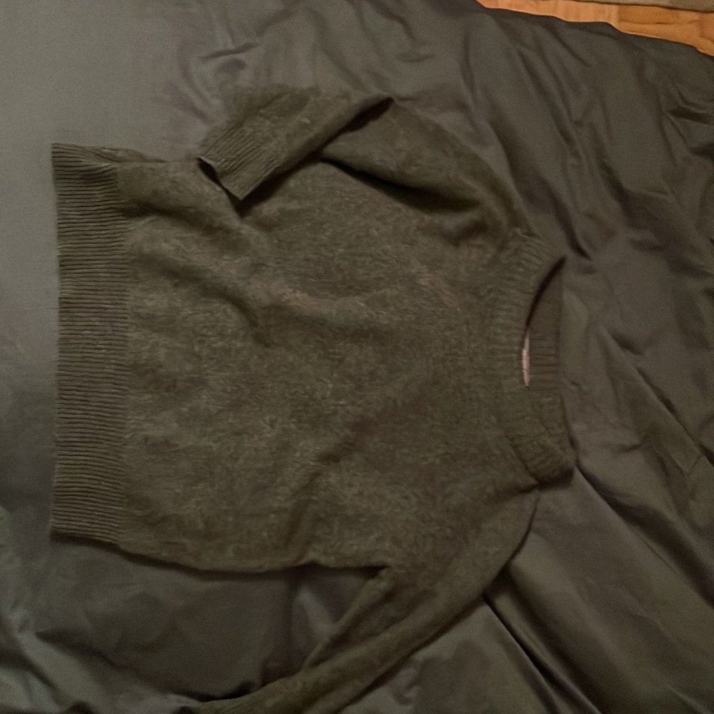 360 Cashmere Sweater nwot